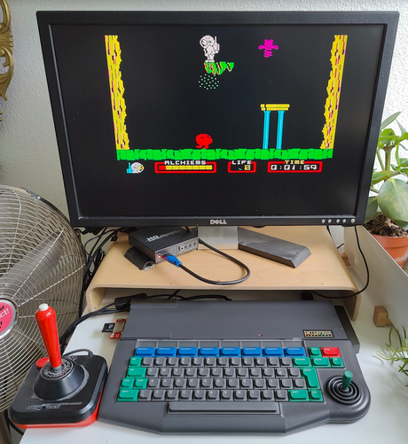 Enterprise 64 running Nodes of Yesod by Odin Computer Graphics Ltd.