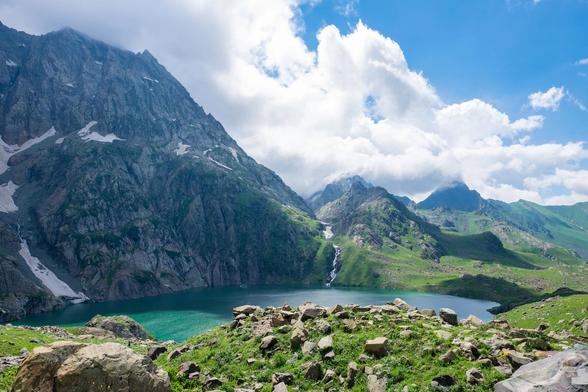photo - glacial lake in mountainous terrain in Indian Himalayan region