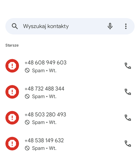 Lista nieodebranych połączeń wyświetlana na ekranie smartfona - wszystkie numery oznaczone jako spam.