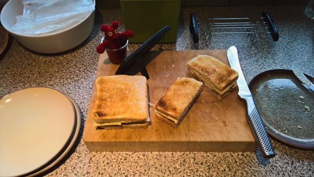 #RedBeanBear is #Recording how to make a #BankHolidayMondaySammidge