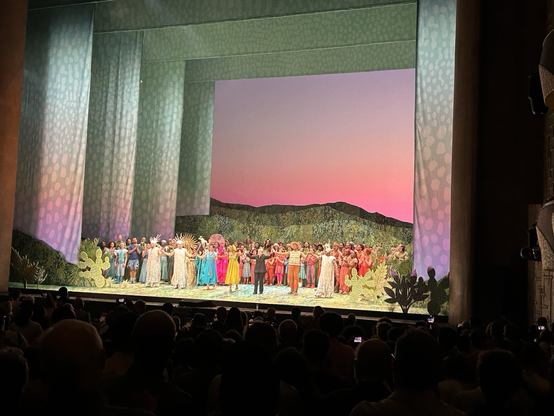 The cast and the conductor Marin Aslop