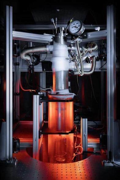 Within this apparatus, the researchers create a giant quantum vortex that mimics characteristics of a black hole.