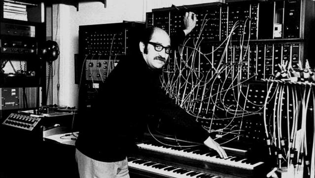 Mort Garson in front of an analog synth setup, Los Angeles, California (source: https://mortgarson.bandcamp.com/album/didnt-you-hear)
