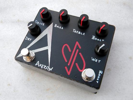 dpFX Acheron, Bass preamp pedal