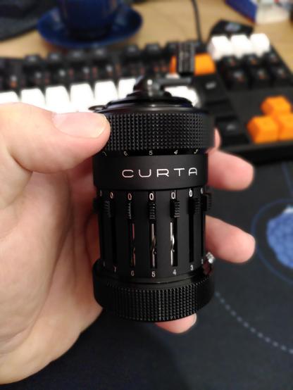 Calculatrice Curta type I en excellent état