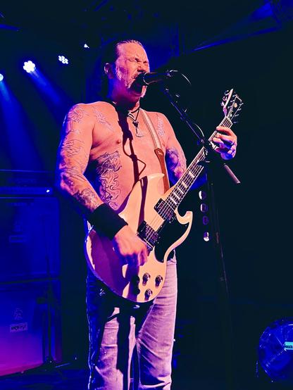 High on Fire's Matt Pike live on stage in Germany 2022.