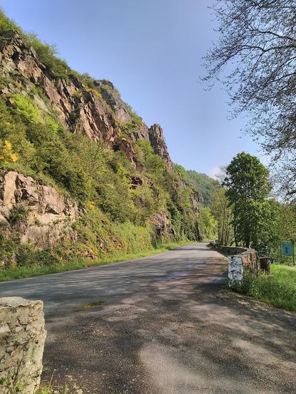 La route des Gorges de la Sioule