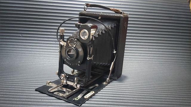A Stölma II, a Scandinavian Folding Camera from the 1920s.