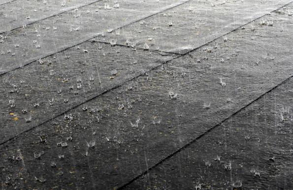 photo - heavy rain on roof