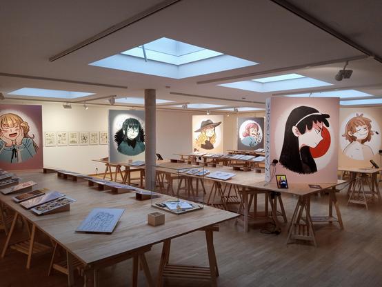 Blick in die Ausstellung zu Olivia Vieweg