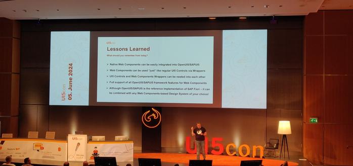 Peter Muessig presents integration of webcomponents into UI5