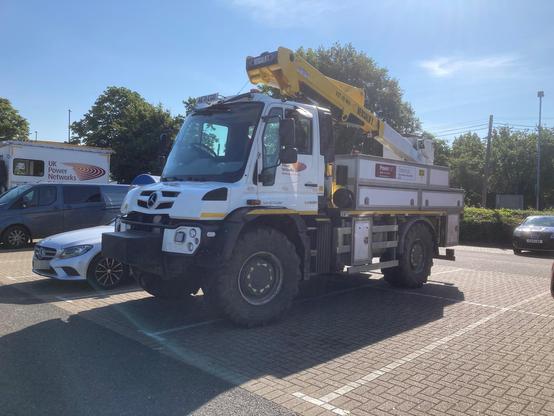 Mercedes Implement Carrier Unimog U530, front quarter view