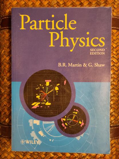 Bokomslag: Particle Physics av Martin & Shaw