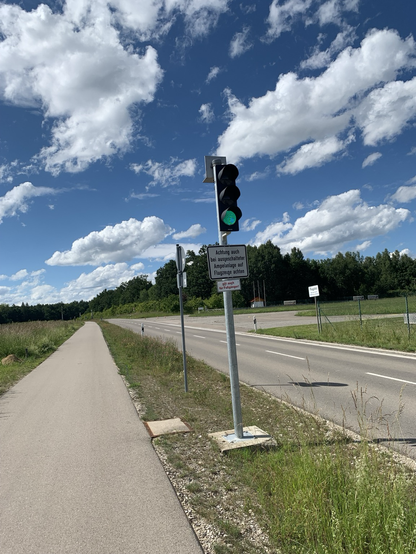 Traffic lights to stop road traffic when A/C are approaching EDMJ RWY07.