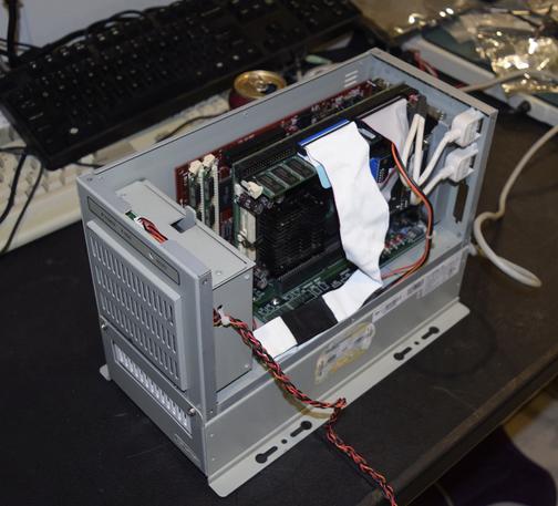 You can see the PIII CPU in the front and GUS in the back