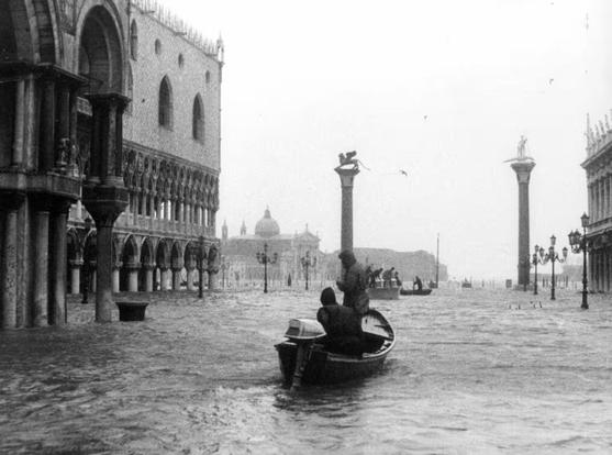 Venice flooded in November 1966