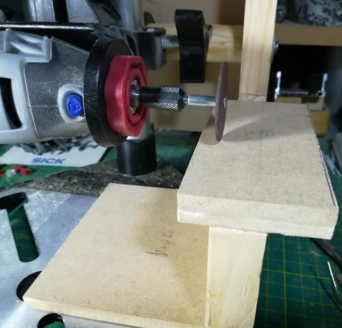 Showing that the sled can be positioned under the tool.