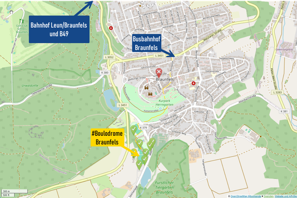 Standort des #BoulodromeBraunfels in D-35619 Braunfels.
Der Busbahnhof ist in der Kernstadt blau und der Fußweg gelb, durch die Altstadt bis runter zum Freibad und im Stadion Schlossblick am Iserbachweg entlang bis zum Boulodome auf dem Tennisclubgelände, westlich hinter dem Freibad Braunfels, etwa 15 Minuten Wegstrecke.