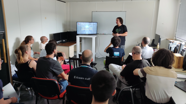 Présentation de cas d'usage d'utilisation d'OpenTofu + Ansible dans le cadre de déploiements de serveurs et d'applicatifs.