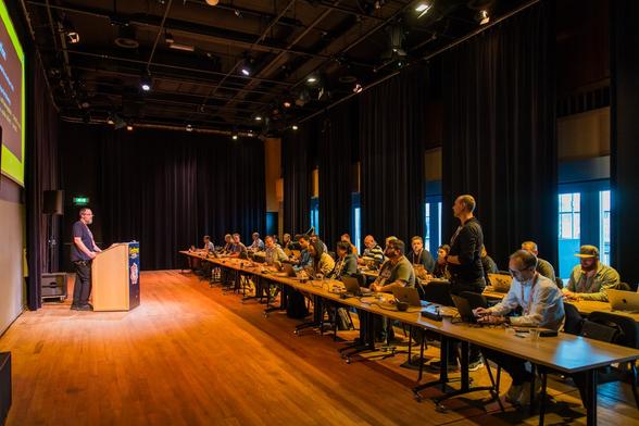 RichiH from the Office of the CTO at Grafana Labs begins a hands-on workshop with attendees.