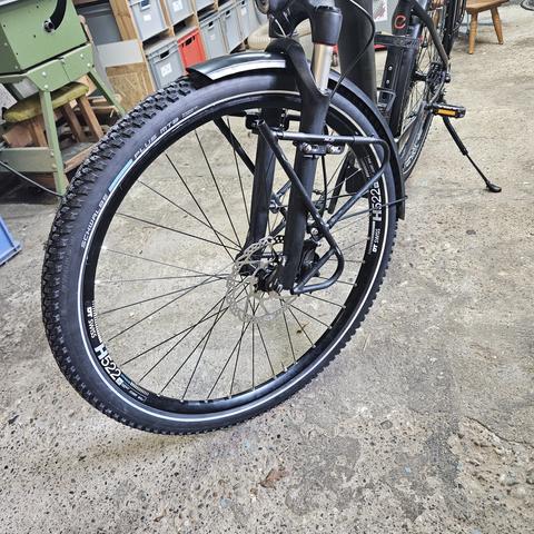 Neu eingeseiches Vorderrad