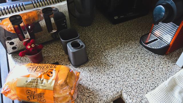 #CaptainRedBeanBear is #LearningFrench...