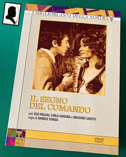 La foto ritrae la copertina del dvd contenente la serie con una foto, in nero di seppia, di Ugo Pagliai e Carla Gravina.