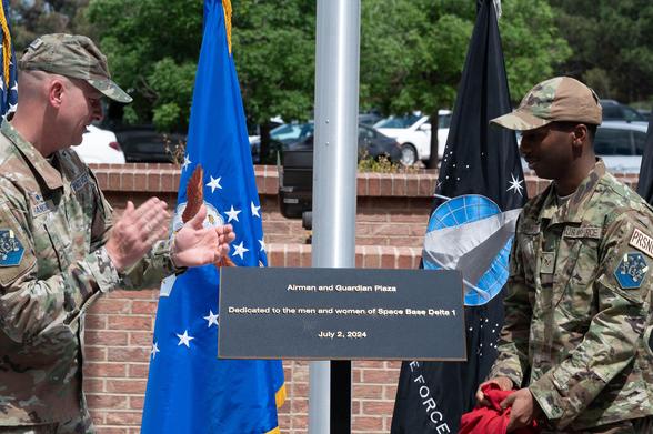 Airman_and_Guardian_Plaza_Naming_Ceremony_held_at_Space_Base_Delta_1_(8533829).jpg