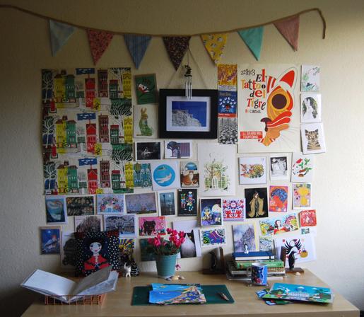 The desk of freelancer Vicky Scott.