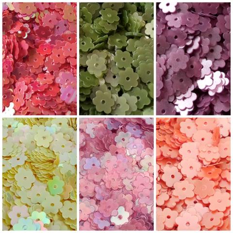6 new colours of 6mm Flower Sequins added to sequinworld.co.uk 

clockwise : deep coral pearl, satin apple green, satin mulberry, satin light orange, crystal dusky rose rainbow,  light lemon pearl

our Flower Sequins are ideal for your cards, crafts and creations such as greetings cards, craft projects, hoop art, sequin jewellery and textile embellishments