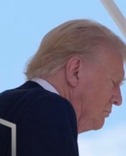 A uninjured ear, and the convicted fraud evades FBI interview.

The convicted fraud will not release his medical records.

We have been lied to by the infamous fraud.