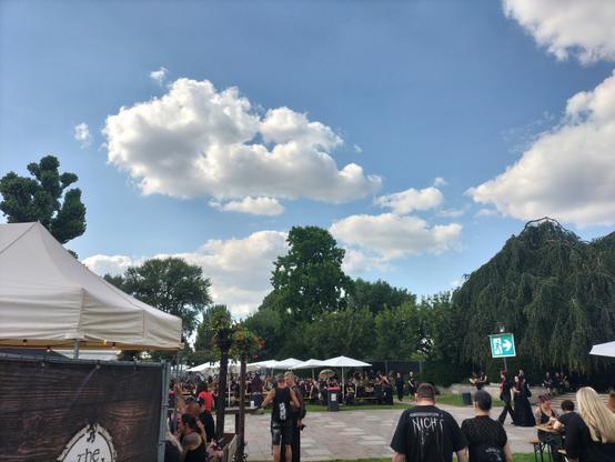 Goths fleeing the sun