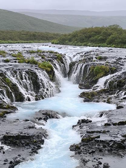 la-magnifique-cascade-de-bruarfoss-sautadet-islandais-2