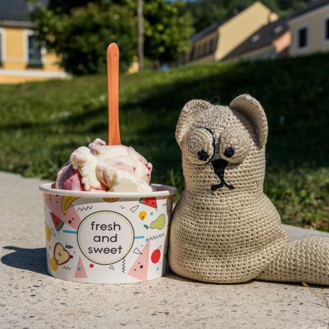 Werbeeinschaltung: Lucky Ice in Pitten