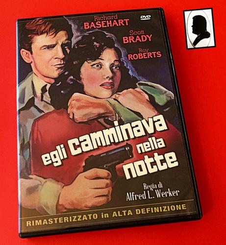 La foto ritrae la copertina del dvd del film con la locandina disegnata con il protagonista Richard Basehart che tiene per il collo una donna e minaccia chi ha difronte con una pistola.