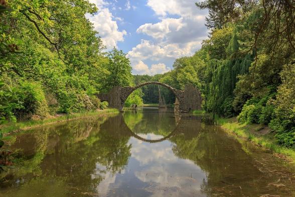 Die Rakotzbrücke in Kromlau Sachsen