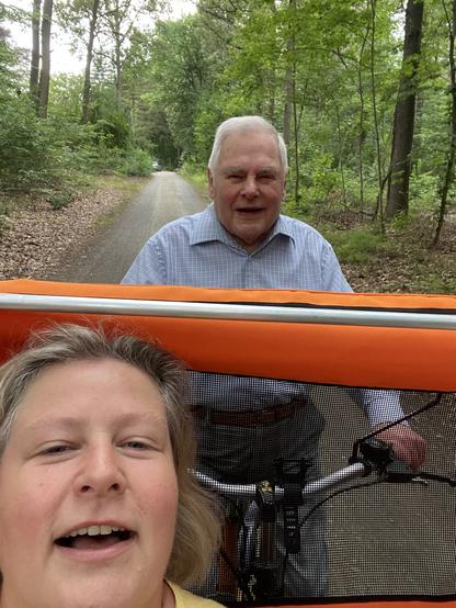 Mein Vater fährt Rikscha, ich werde gefahren