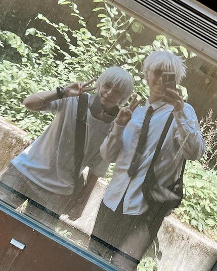 Photo by 𝘀𝗶𝗹𝗹𝘆 𝗹𝗶𝗹 𝗰𝗼𝘀𝗽𝗹𝗮𝘆𝘀 👉👈 on July 22, 2024. May be an image of 2 people, mirror and text.