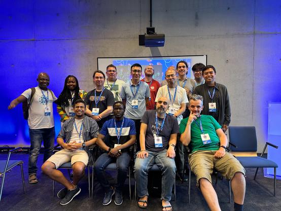 Group photo from the translatewiki.net meetup during Wikimania 2024. Photo CC-BY-SA by Darafsh.

(Robbie in the row behind)
