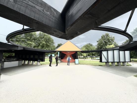 Serpentine Pavilion