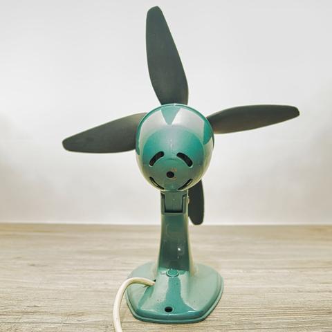 Progress table fan - back view