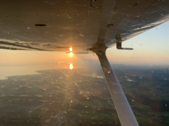 Sunset under high wing