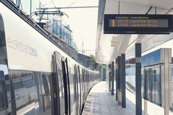 The already empty train and platform of Hendaia station. The train destinations sign on the platform shows th 16.33 and 17.03 service to Lasarte-Oria.