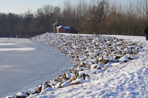A photo titled "The Dam", taken near Accommodation Bridge 12 by Dave Hamster on Flickr.