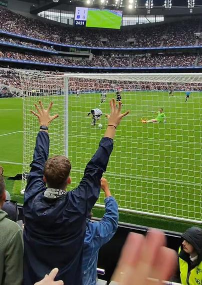 Sonny getting around Pickford