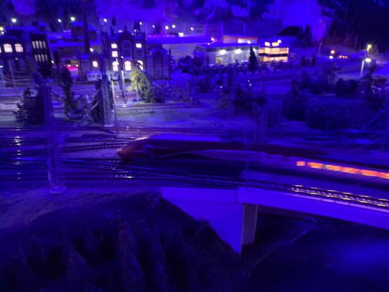 A tiny Thalys going around in the Miniature attraction in Hamburg.
