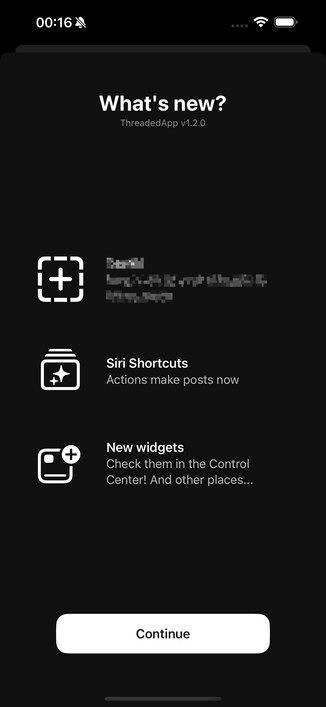 The "What's new" screen for the upcoming version of Threaded, showing a blurred feature, the Siri Shortcuts feature and a "New widgets" feature.