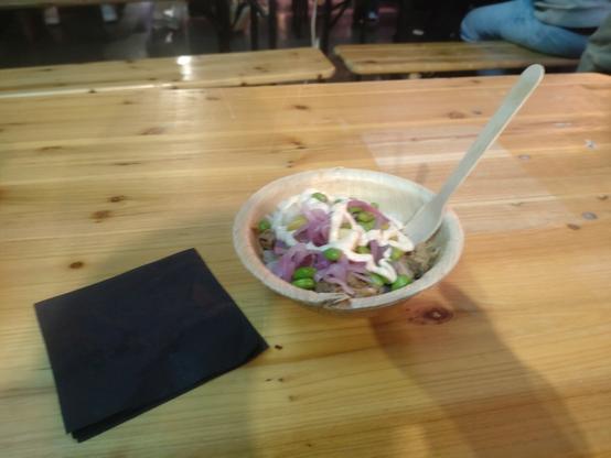 Food at JavaZone 2024 Poke bowl with Ahi tuna, pickled red onion, pineapple, edamame, chili mayo, and peanuts
