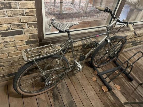 ラックで後ろに流します。