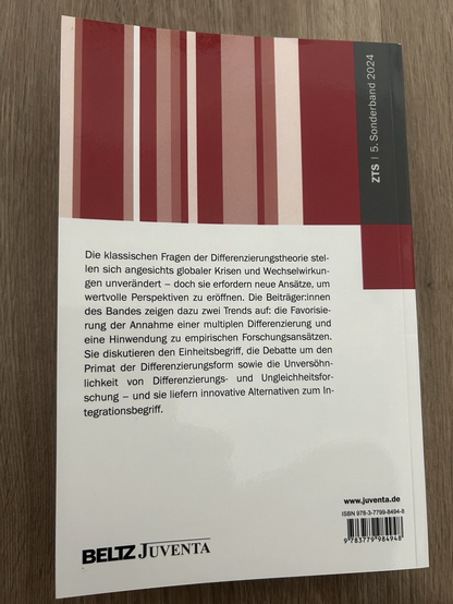 Buchrücken „Differenzierung und Integration“